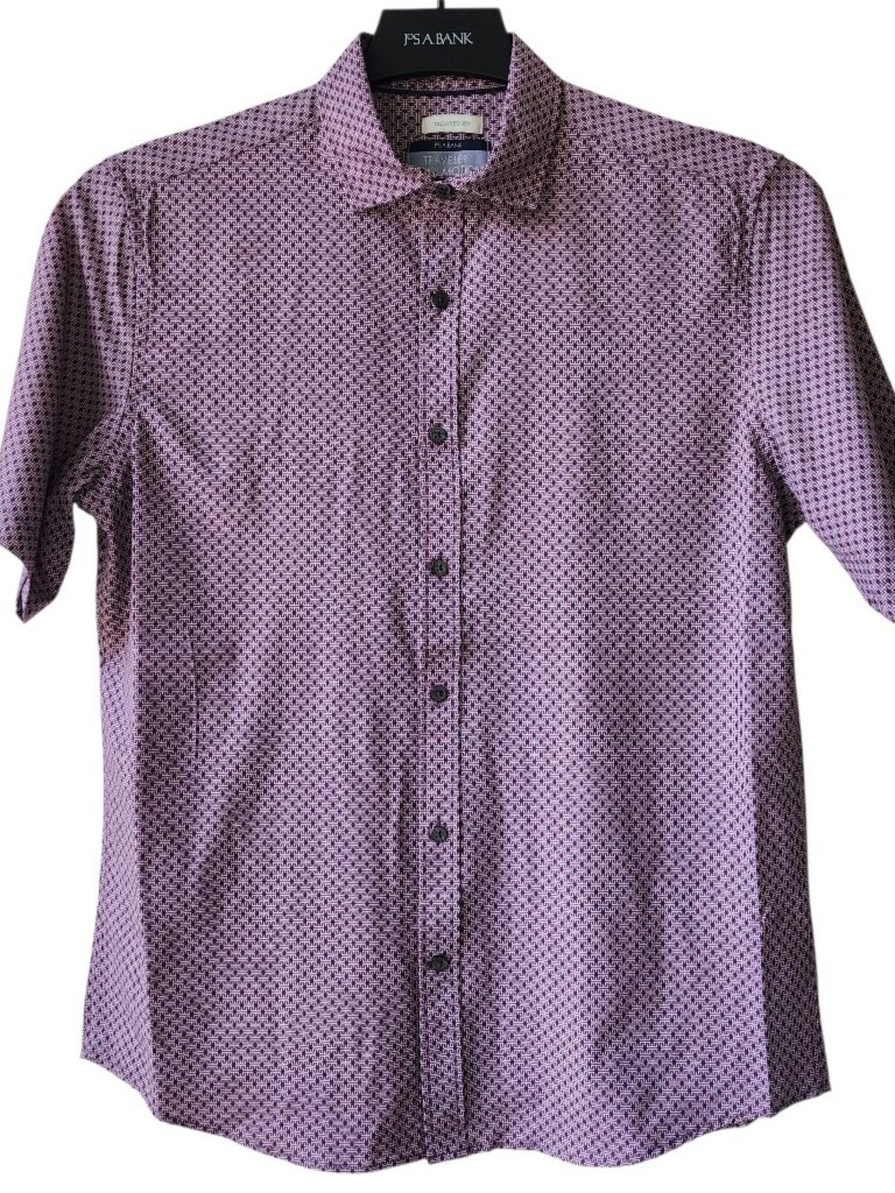 Medium Casual Shirt Red Maroon Geometric Print Jos A Bank Mens M Short Sleeve Sz